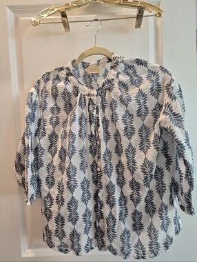 Elie Tahari White Blouse with Navy Leaf Print